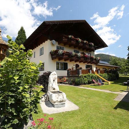 Appartments Am Esslgut Haus im Ennstal Luaran gambar