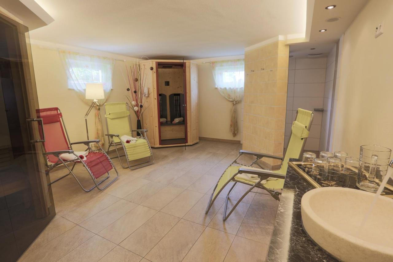 Appartments Am Esslgut Haus im Ennstal Luaran gambar